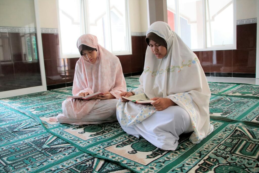 Relationship Between the Quran and Hadith